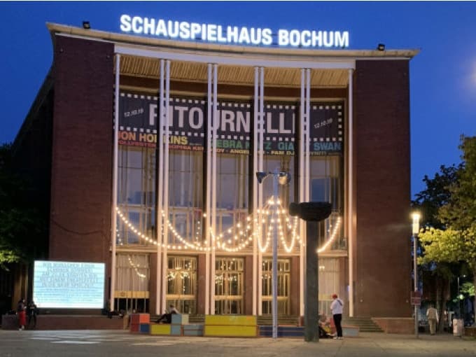 Bochum Kneipentour: 3-Hour Guided Pub Crawl Through Bermuda3Eck & Kultkneipen