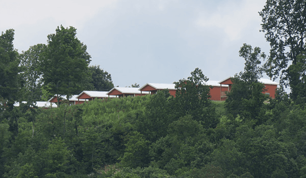 Six Night Stay at Mountain Top Retreat in Cave City, KY