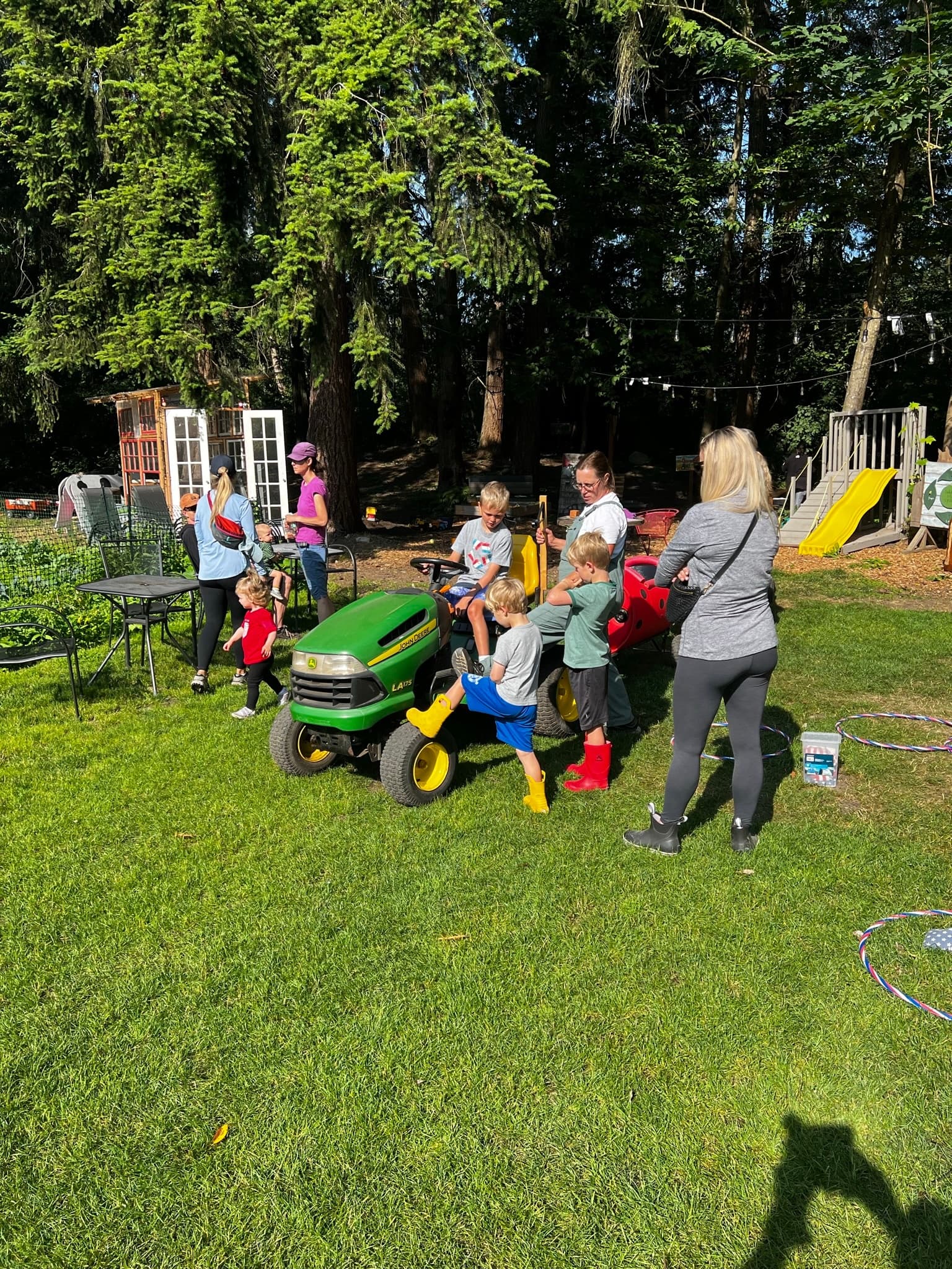 Experience Fall Magic at Vaughn’s Farm: Mommy & Me Tuesdays in Lynnwood, WA