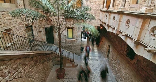 Explore Picasso’s Barcelona: Insider Guided Tour of the Museo Picasso
