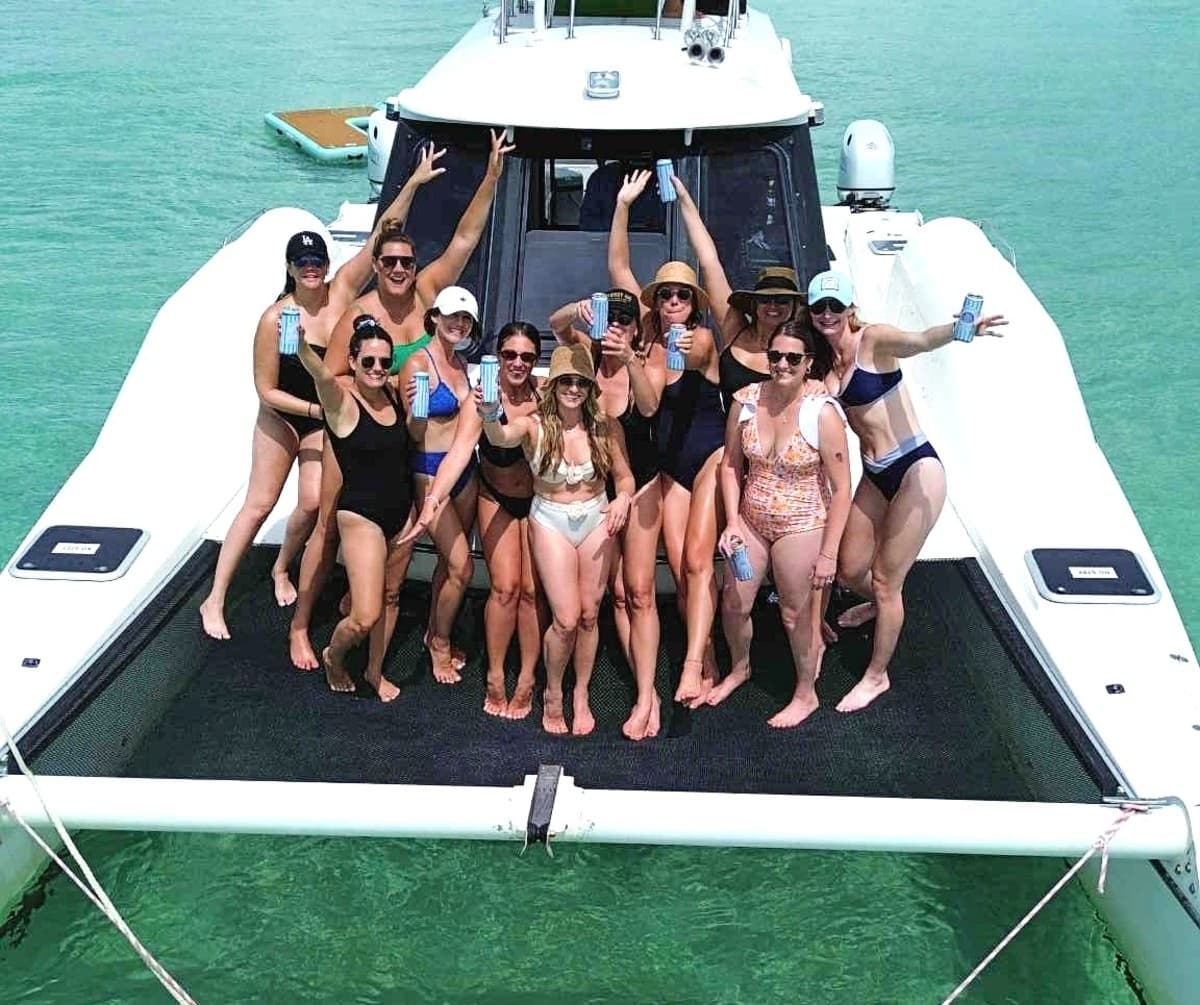 Full-Day Catamaran Charter to Crab Island from Miramar Beach photo 2