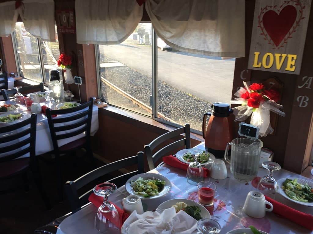 Valentines Dinner Train on the Chehalis-Centralia Railroad: A Romantic Ride Through the Chehalis River Valley