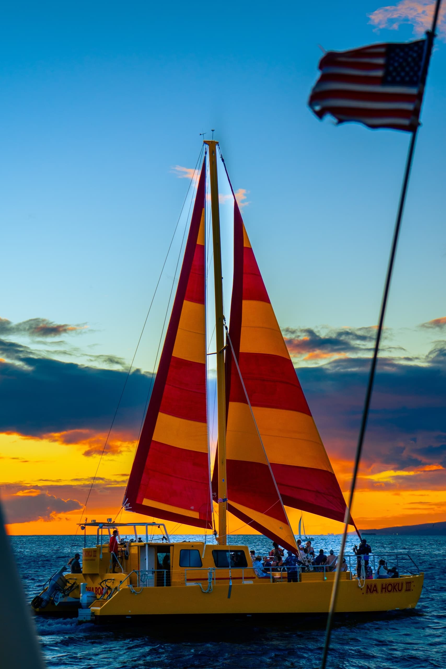 Sunset Party Aboard Na Hoku 3: Waikiki's 90-Minute Evening Sail photo 3