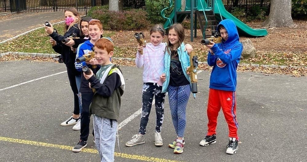Outdoor Land Adventure: Fleetlife Entertainment's Laser Tag Experience