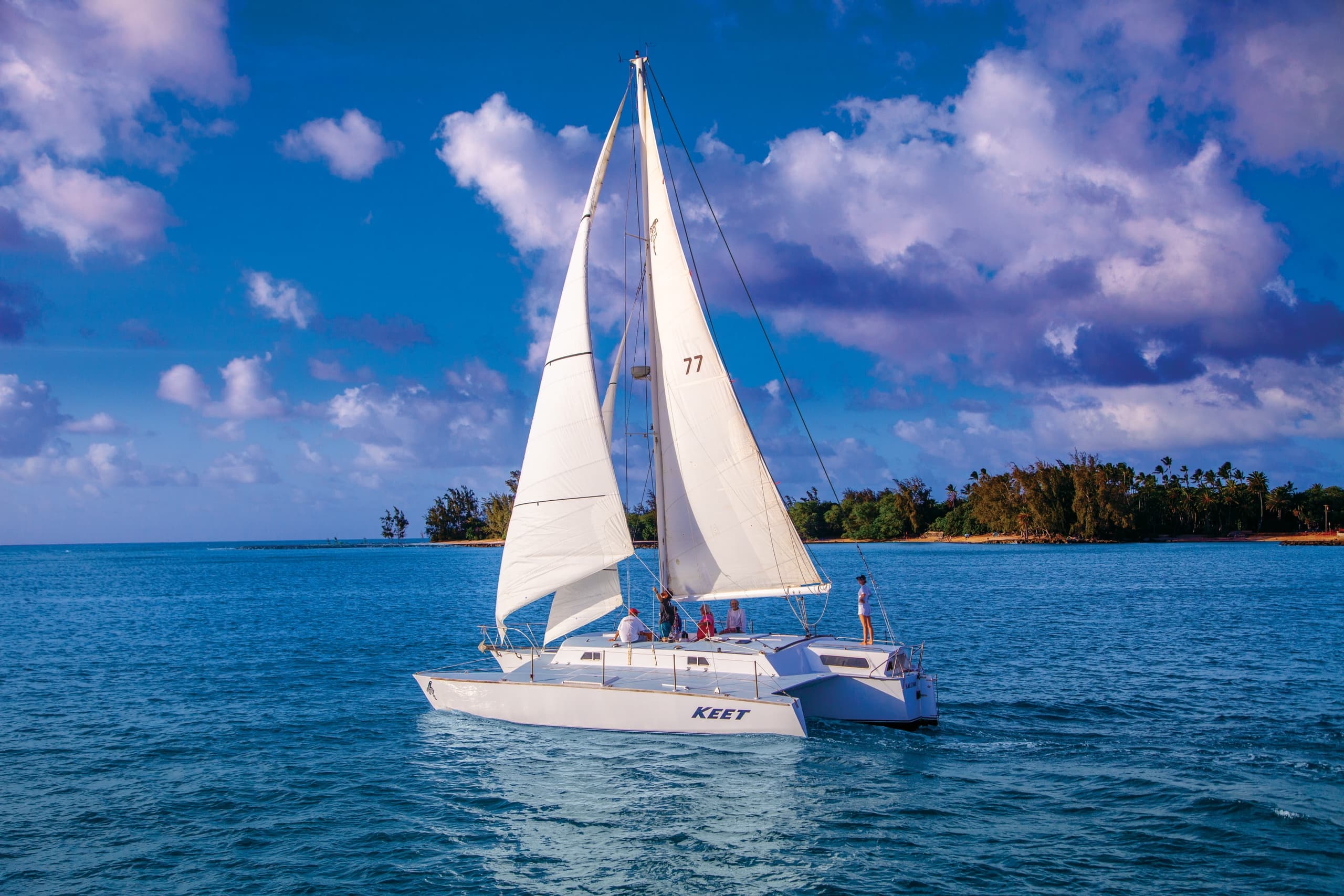 Water Activities & North Shore Sailing Adventures: A Coastal Escape in Hawaii
