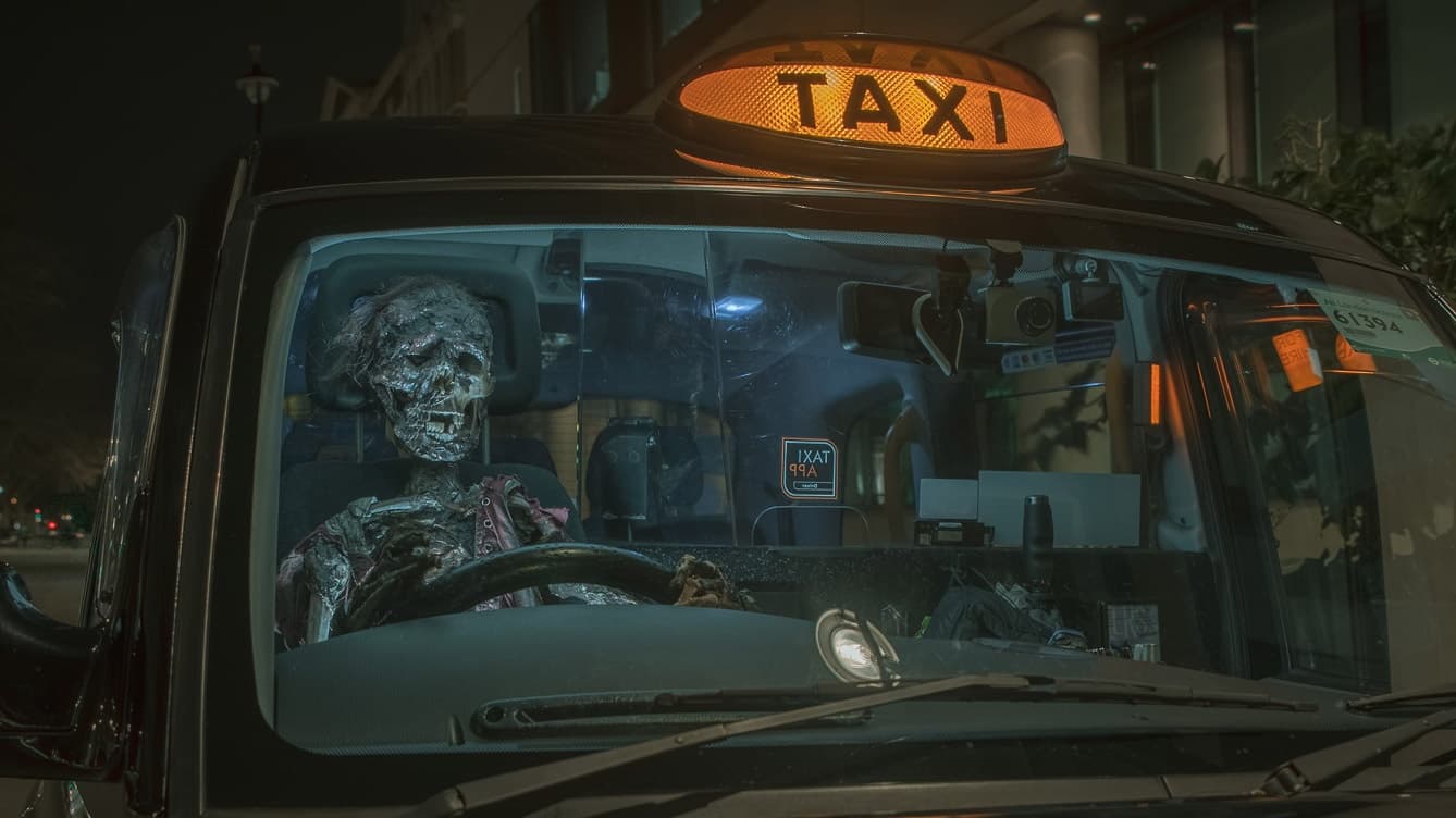 Explore London’s Haunted Sites on the Cockney Cabbie’s Ghost Taxi Tour