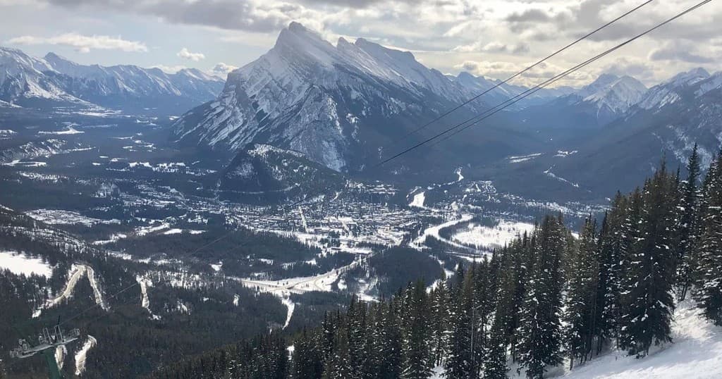 Seamless Private Shuttle from Calgary YYC to Norquay Ski Resort in the Canadian Rockies