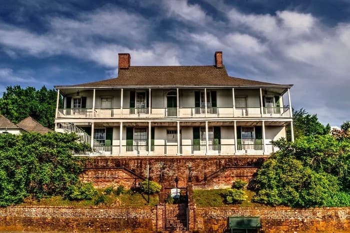 Historic Tours of Natchez - The House on Ellicott's Hill