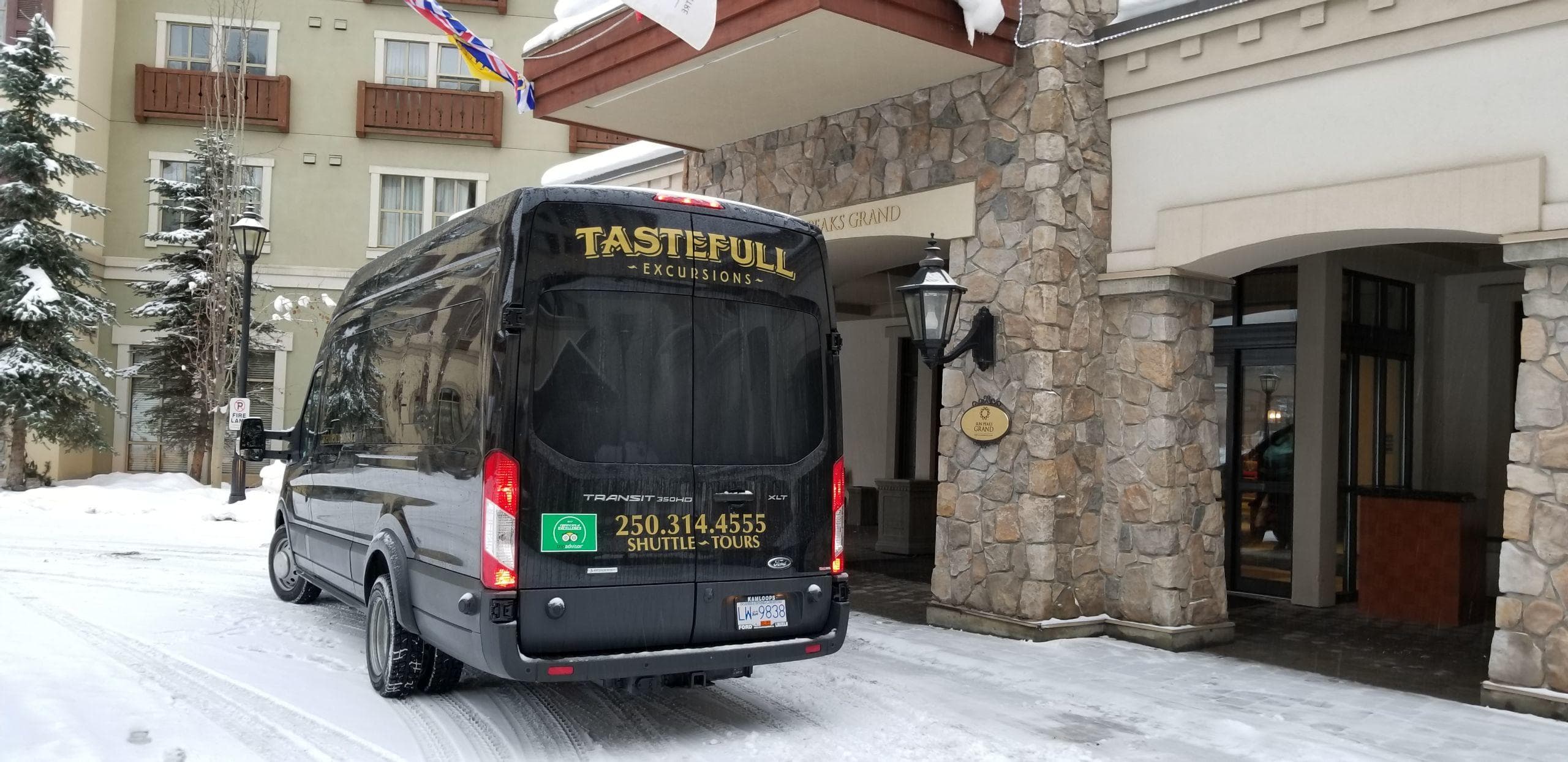 Outdoor Travel Shuttle: Sun Peaks to Kamloops Airport by TasteFull Excursions