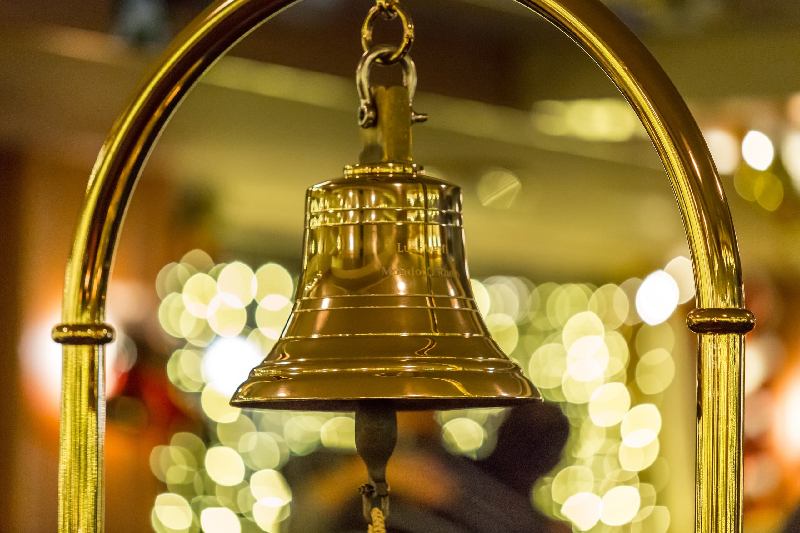 Festive Christmas Ship Tour with Dinner in Vallendar