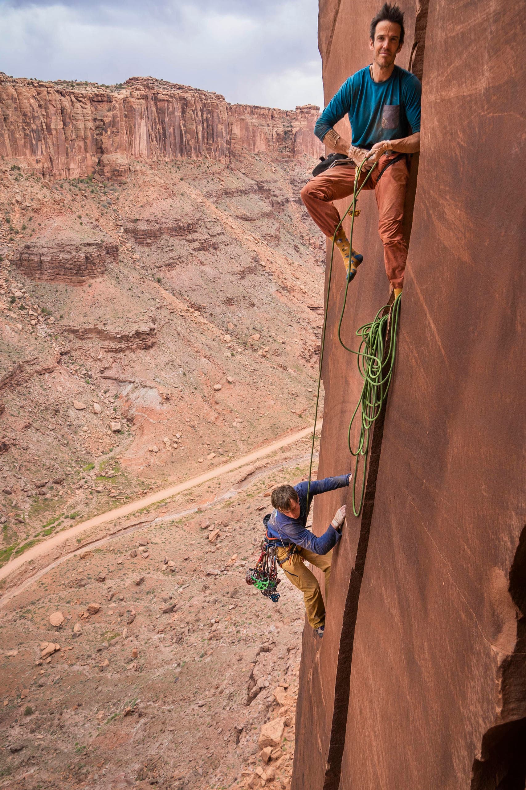 Master Crack Climbing in Moab with Wide Boyz!