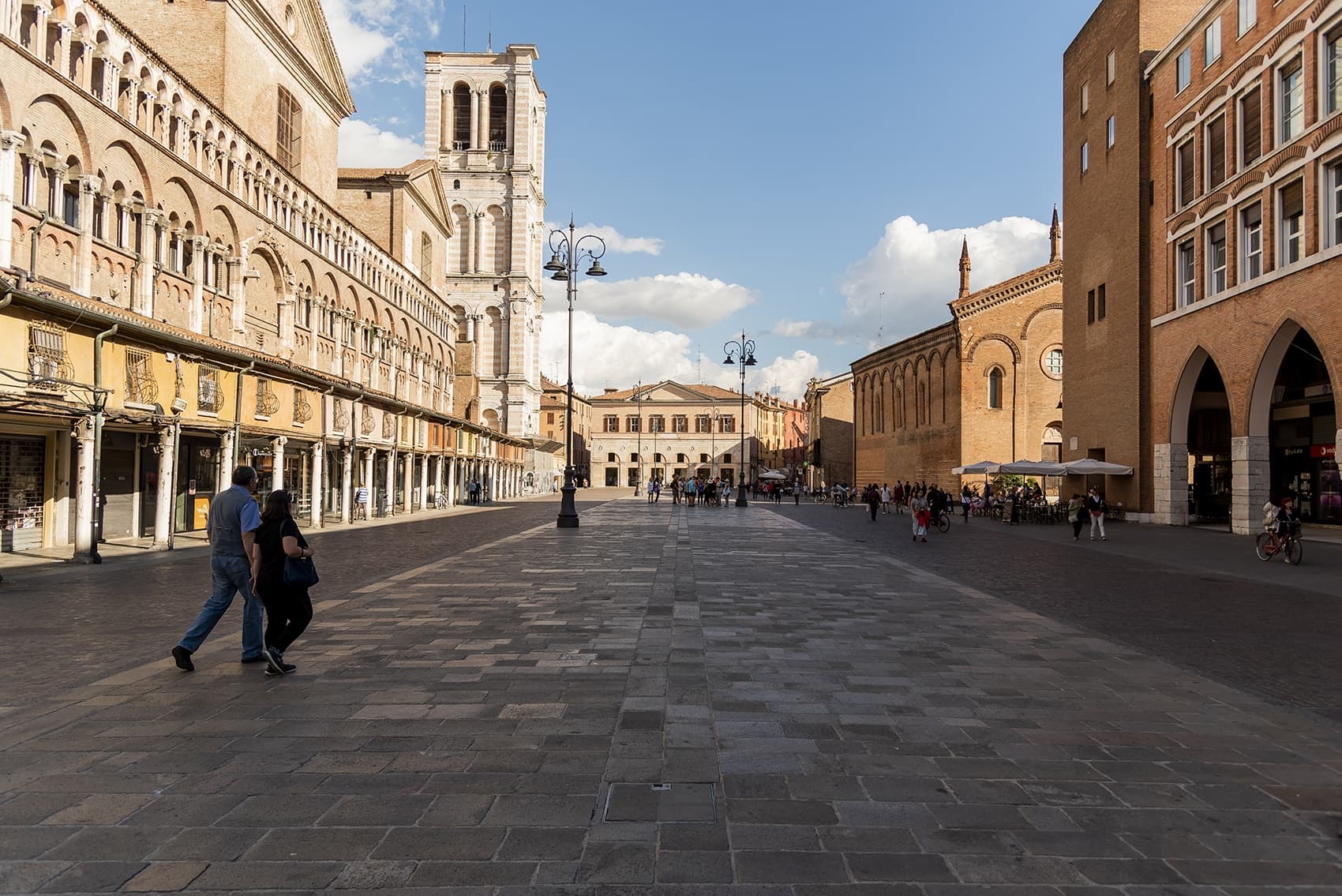 Ferrara Walking Tour with Free Walking Tour Italia