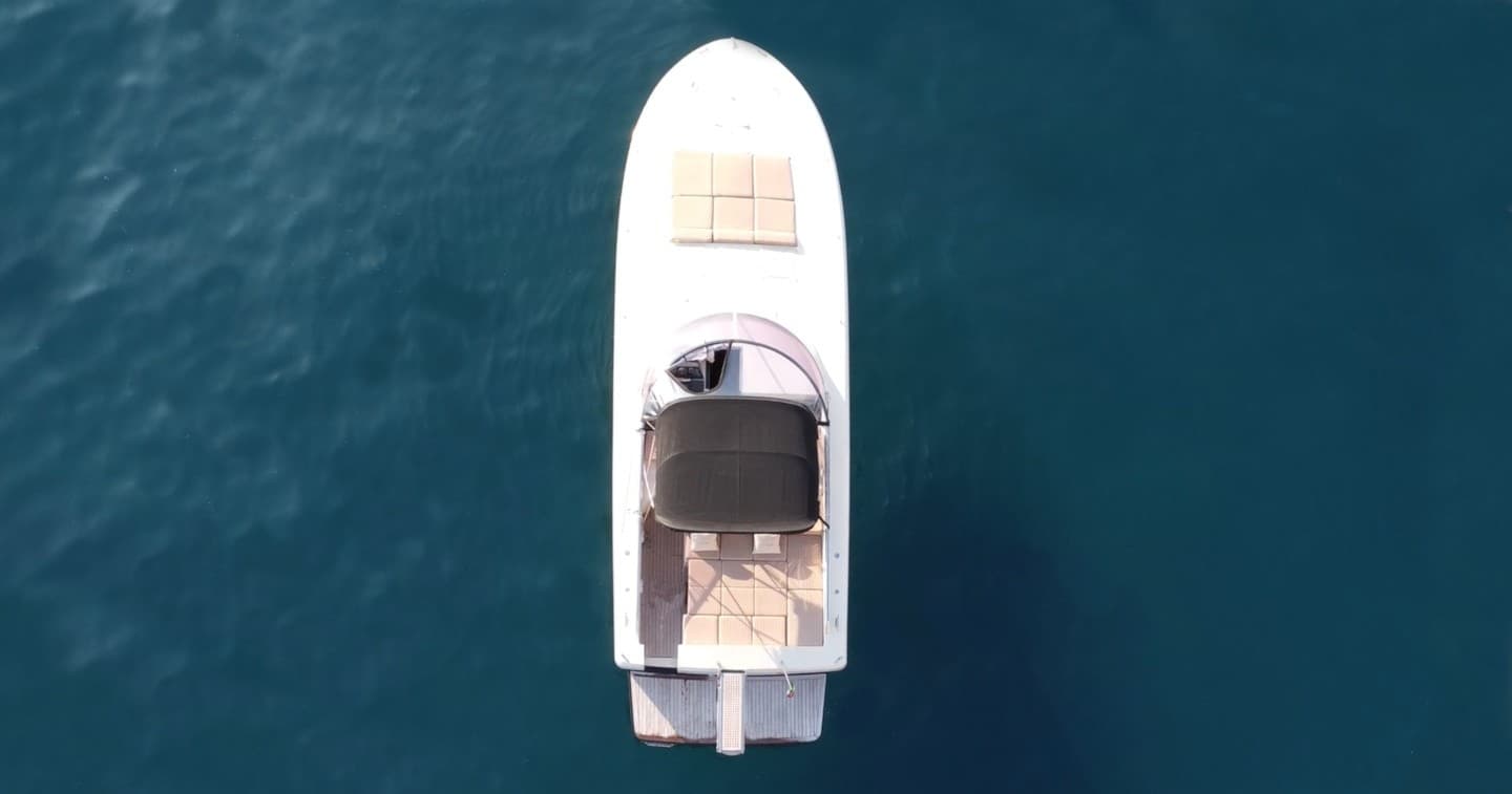 Water Activities: Capri & Positano Boat Tour by International Limousine Sorrento