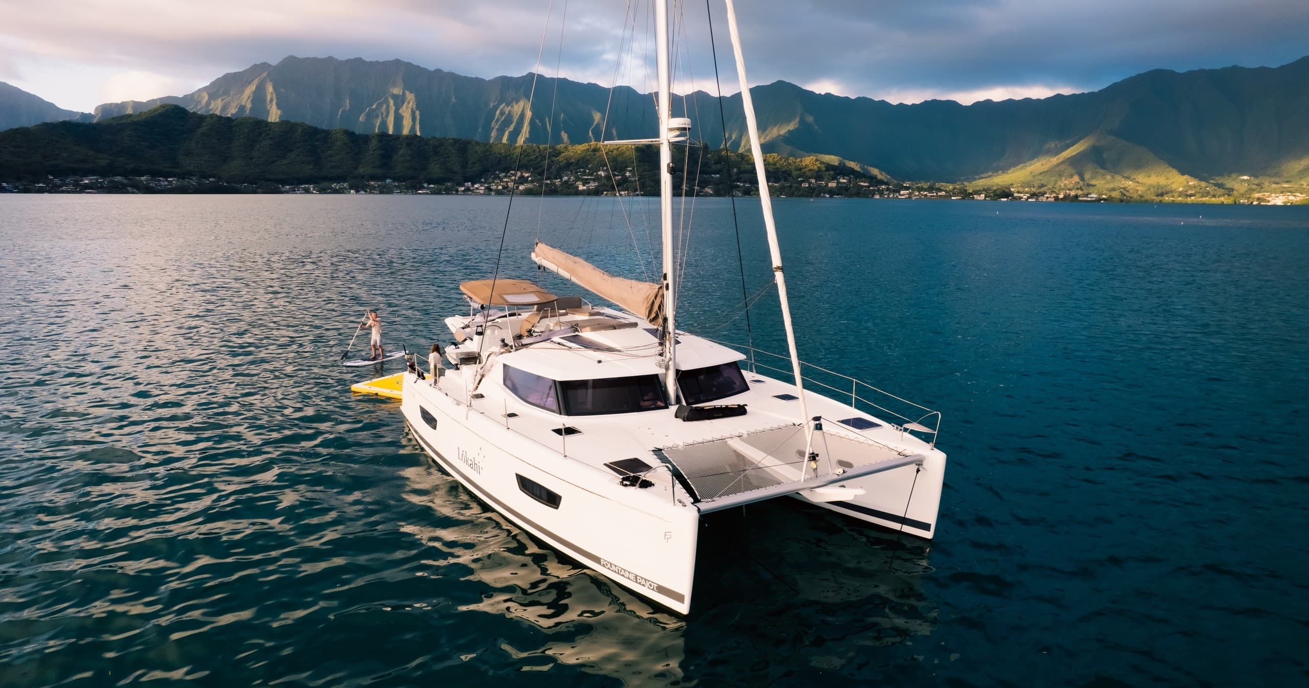 Luxury Yacht Cruise with Lokahi Cruises in Honolulu