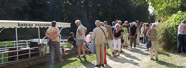 Croisière Pique Nique — Carcassonne Canal Picnic Cruise to Foucaud and 17th-Century Lock