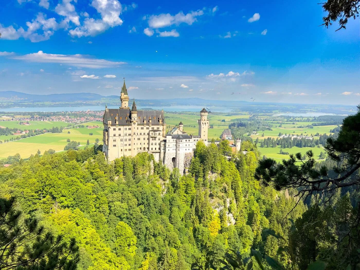 Private Day Tour to Neuschwanstein & Linderhof: Castles, Lakes, Alpine Villages from Munich photo 1
