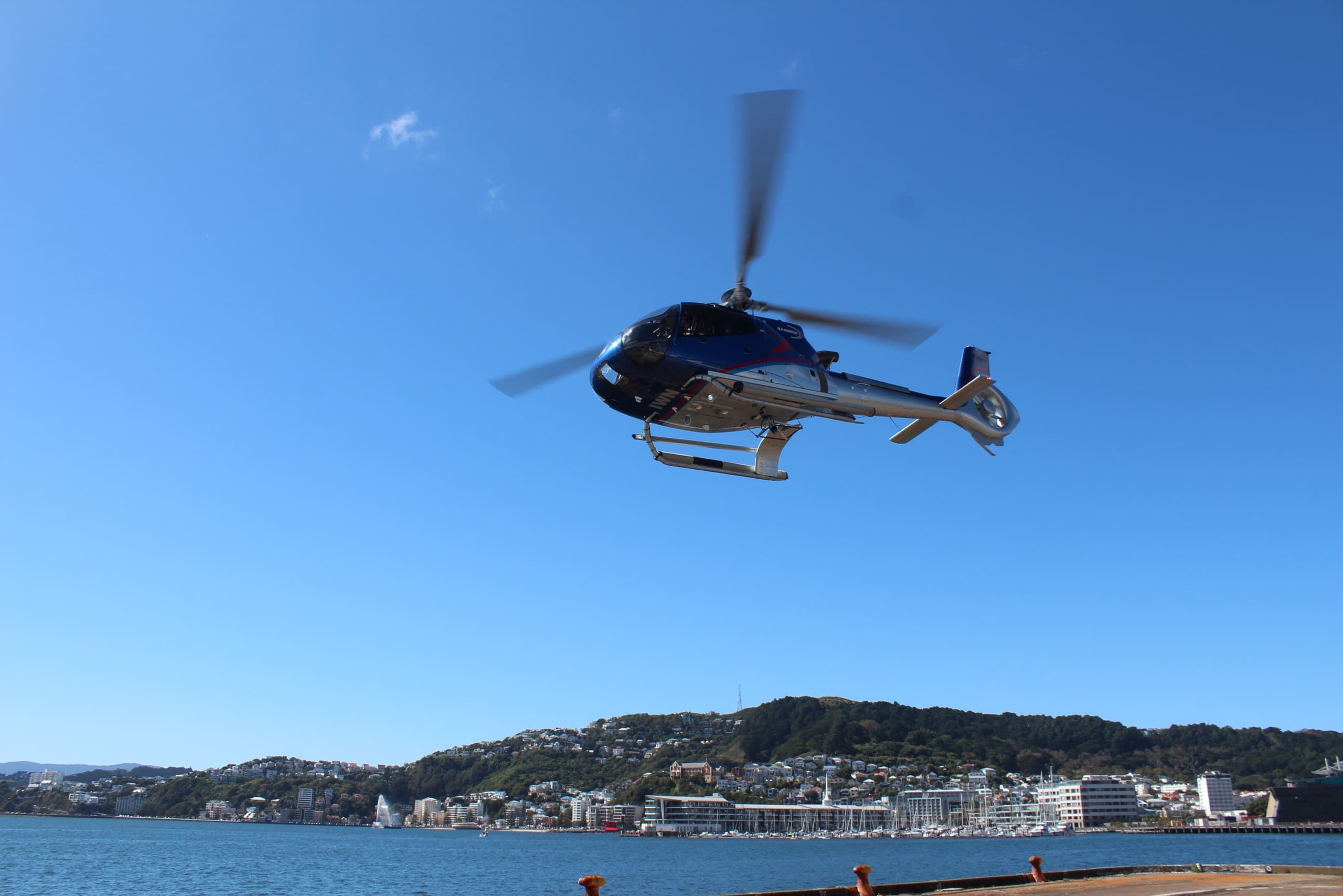 Explore Wellington by Helicopter, Ferry and Cable Car: A Complete 7-Hour Adventure