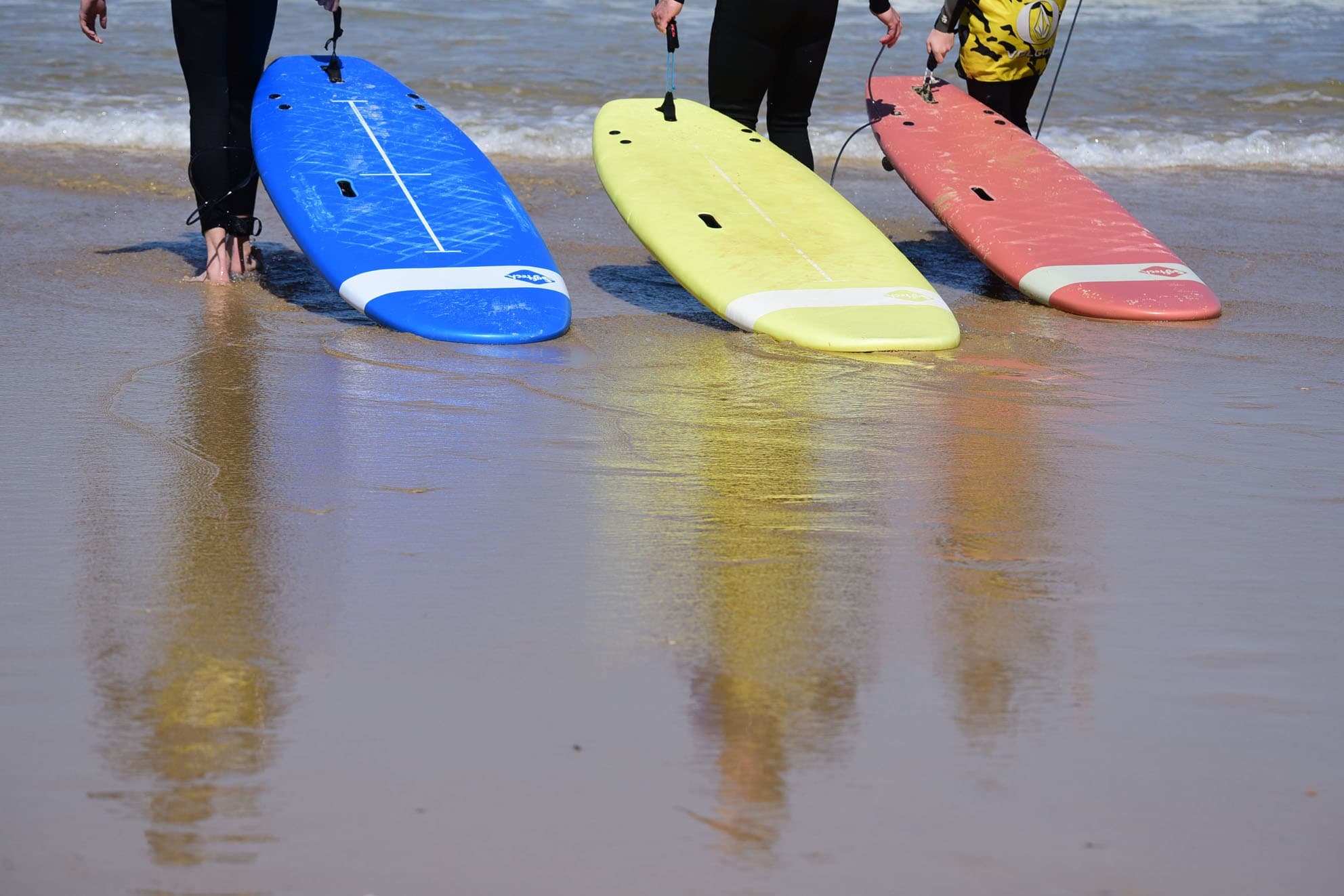 One-Day Softech Surfboard Rental in Biscarrosse for Sunrise and Sunset Sessions photo 2