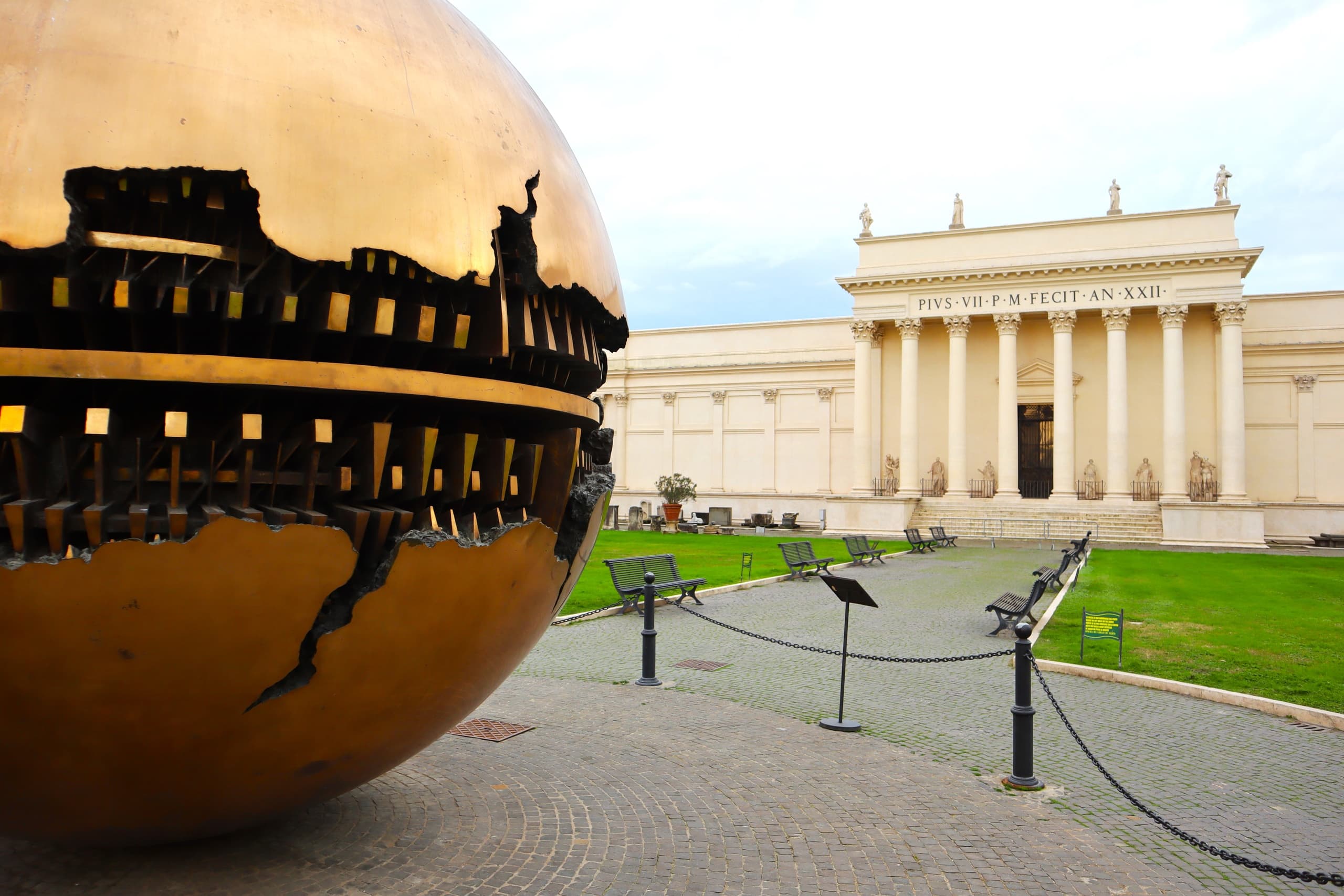 Cultural & Artistic Land Adventure: Vatican Tour by Loving Rome