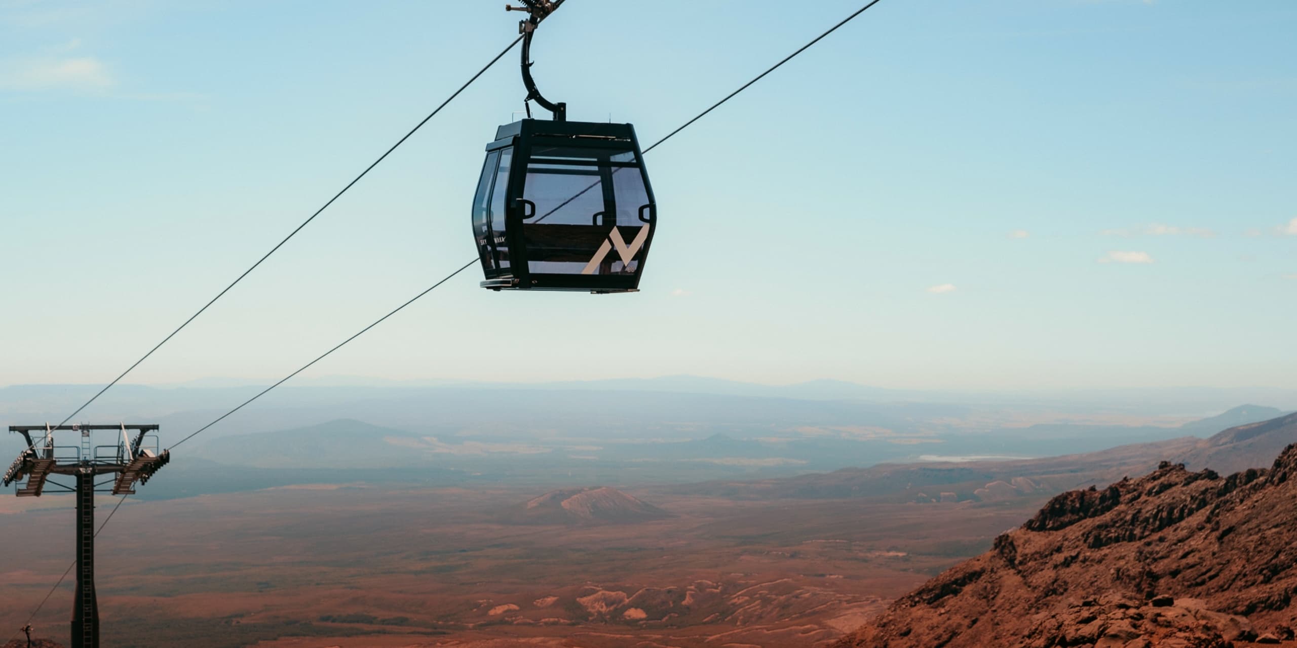 Ruapehu Explorer: Steam Train to Mt Ruapehu & Sky Waka Gondola Day Trip