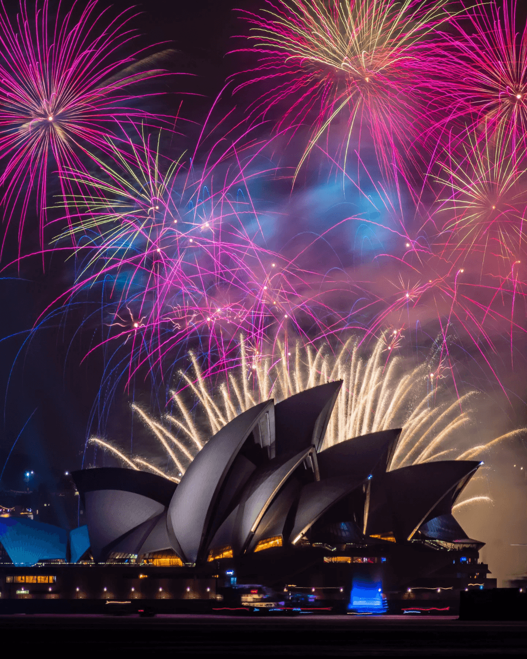 Front-Row NYE Tender: Intimate Fireworks Cruise from Rose Bay photo 4
