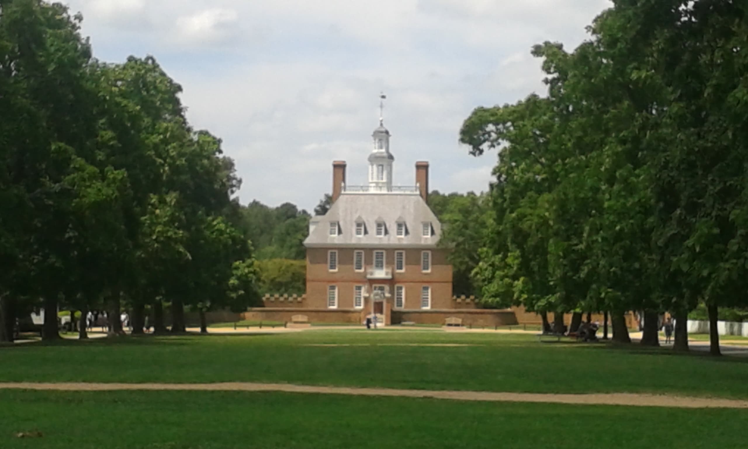 Children's Ghost Tour of Colonial Williamsburg: A Gentle, Family-Friendly Ghost Walk