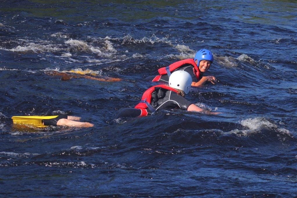 Spin and Splash: Tire Rafting Lapland Rapids Near Kittilä photo 4
