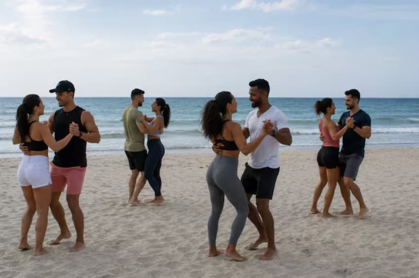 Salsa and Bachata on the Sand: Beginner Beach Dance Class in San Juan photo 2