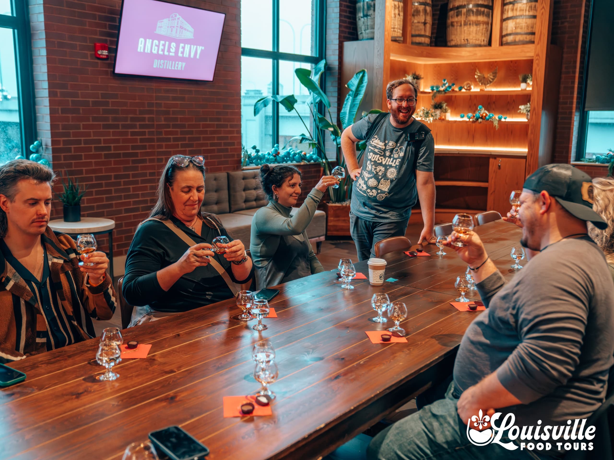 Bourbon Trolley: Louisville Distillery Tours, Speakeasy Tastings & Barrel-Aged Bites photo 4