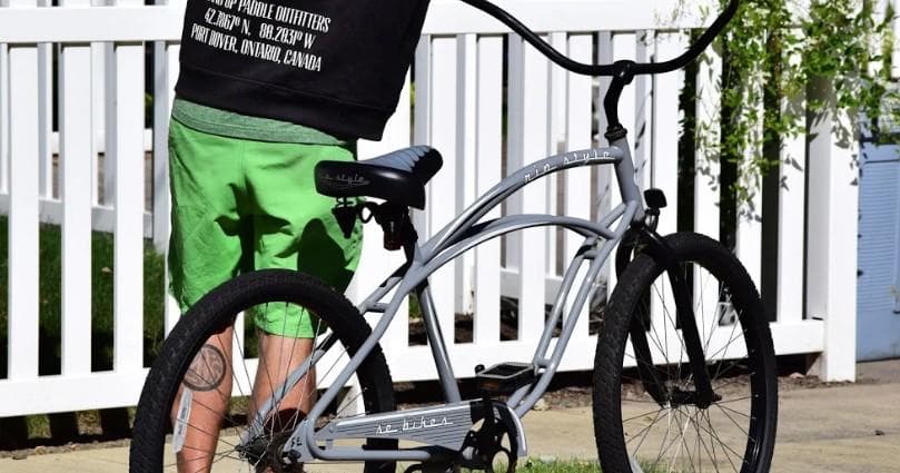 Scenic Beach Cruiser Rentals at Sunset Bay, NY