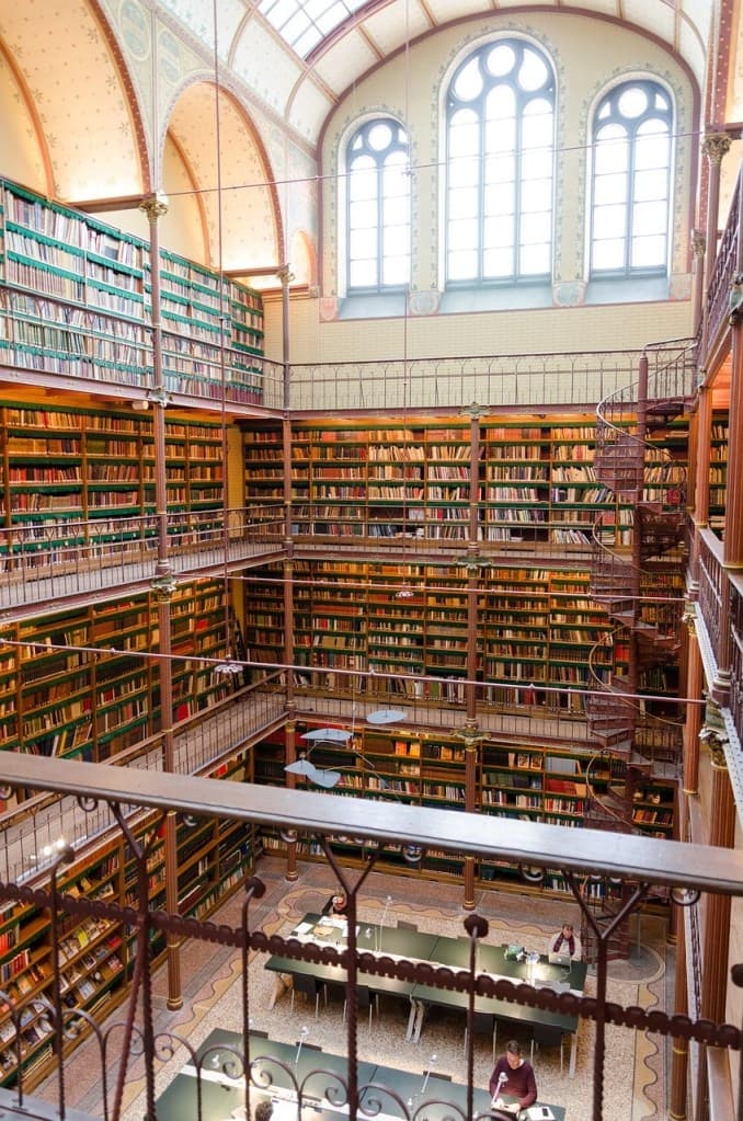 Deep Dive Amsterdam: Explore Hidden Gems and History on a Private Full-Day Tour
