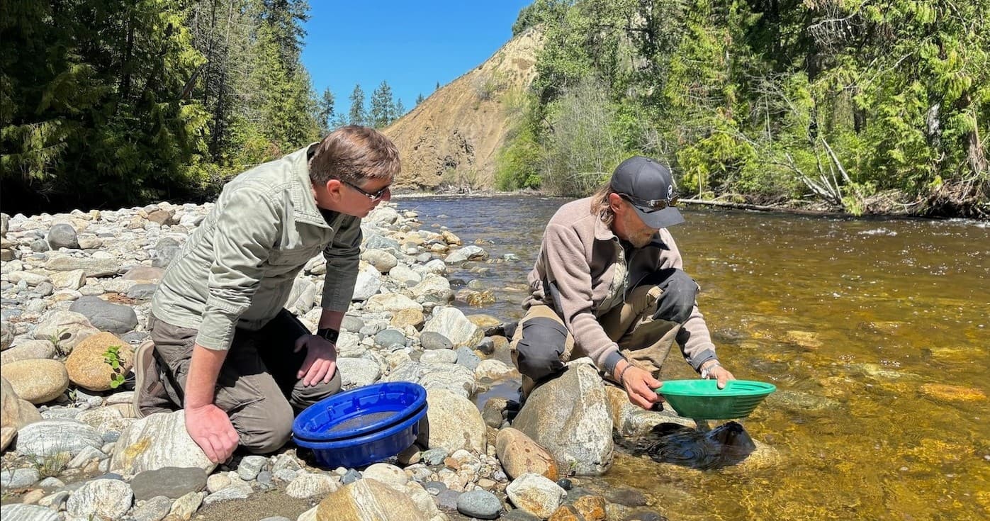 Kelowna E-Bike Gold Panning Adventure with Lakeside Eco-Sports