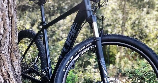 Cycling Adventures with LloretBikes in Lloret de Mar
