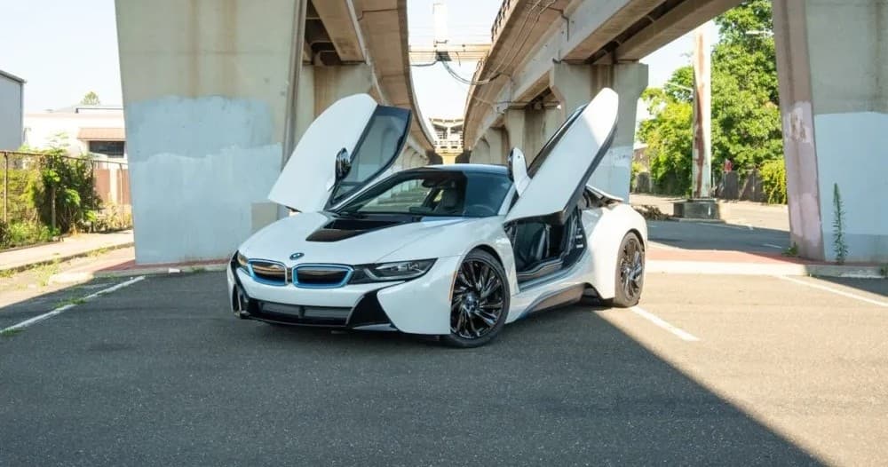 Drive the BMW i8 with Monarc VIP in Miami