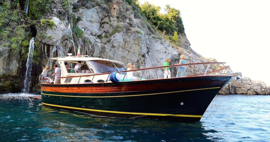 Boat Charters in Sorrento: Discover the Amalfi Coast with You Know! S.r.l