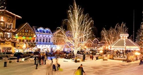 Leavenworth Village of Lights Festival with Customized Tours in Washington