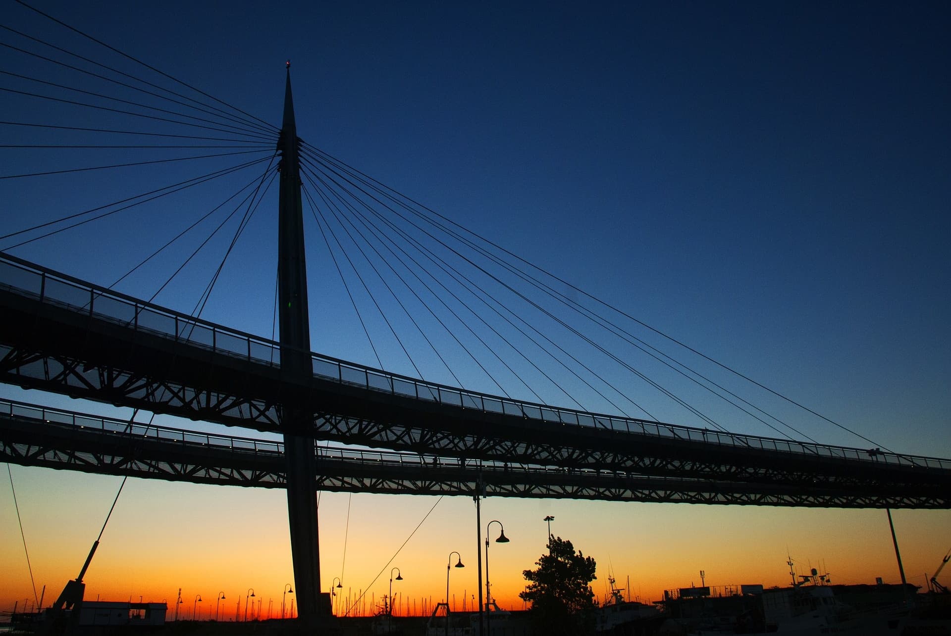 City Walking Tour & Hidden Gems in Pescara by Free Walking Tour Italia