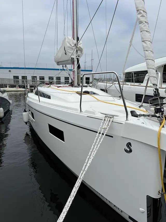 Boost Your Sailing Skills with the ASA 103 Refresher Class in Marina del Rey