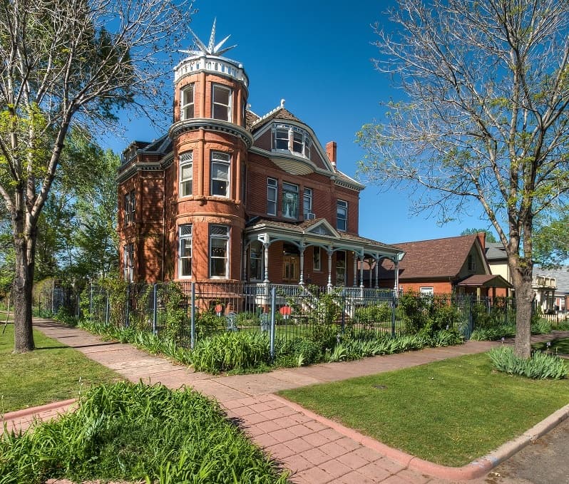 Explore Denver’s Potter Highlands: Historic Walking Tour Through Time and Architecture