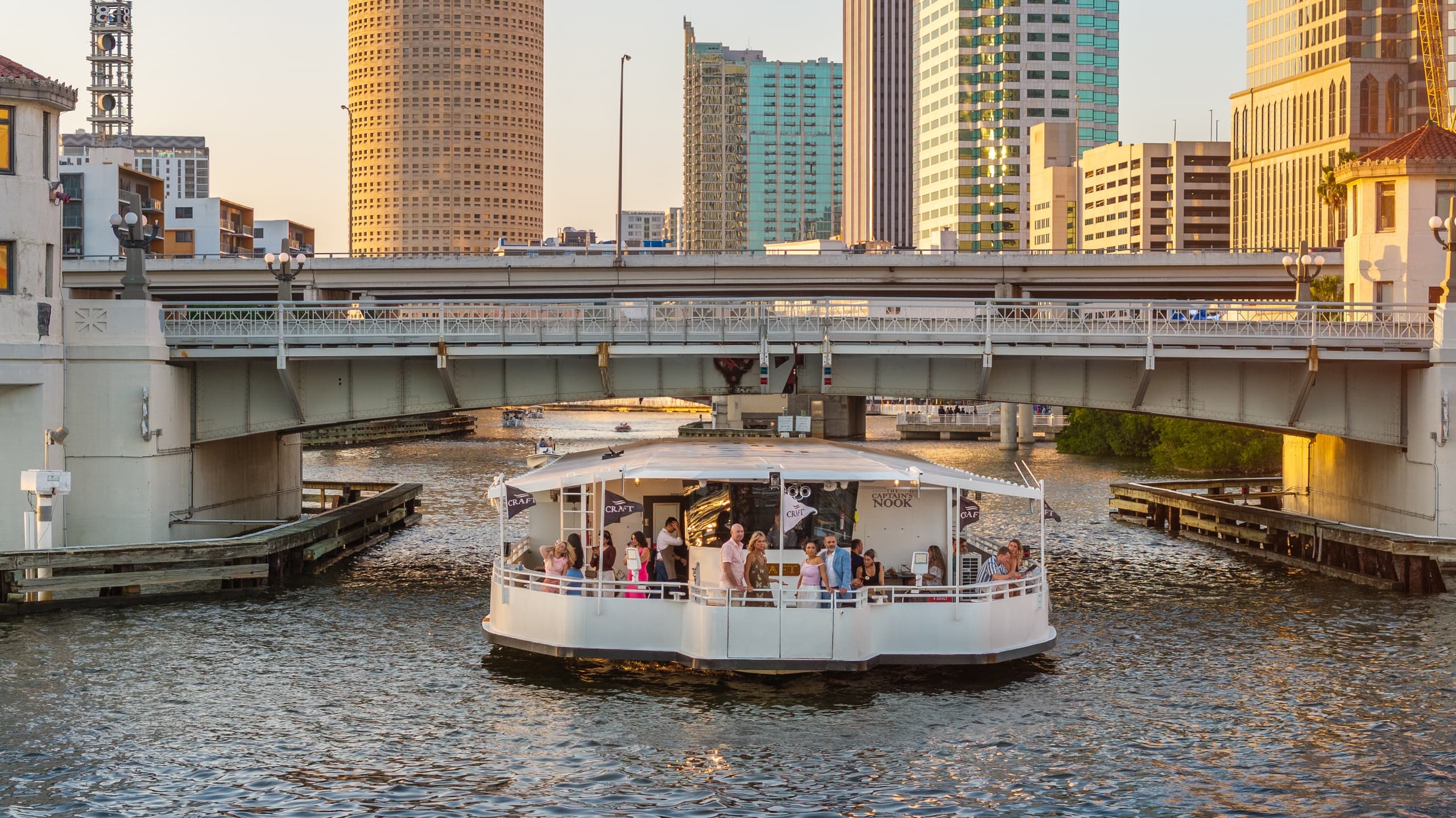 Water Activities: Tampa Craft Dinner River Experience