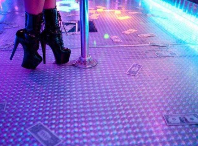 Nightlife & Culture Tour with Scott's Transport & Tours JA