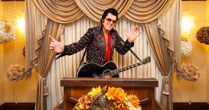 Virtual Vow Renewal with Elvis in Las Vegas