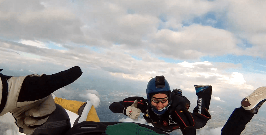 Stand By Ticket: Private Rooftop Lounge at YourSky Aviationt in Ganderkesee