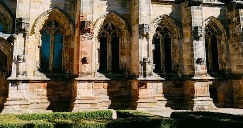 Outdoor History & Scenic Tours by Personal Tours of Scotland