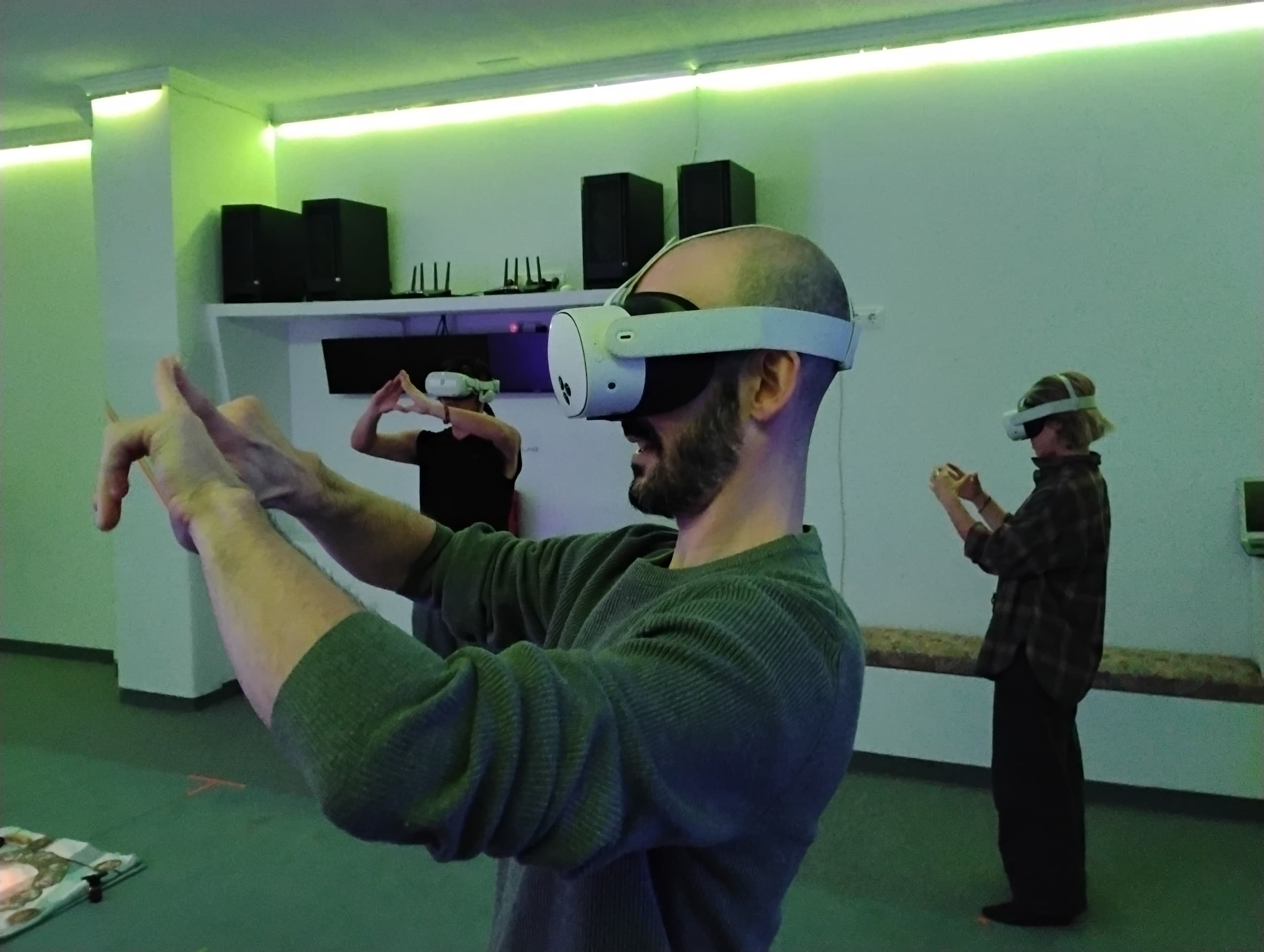 POLVO DE ESTRELLAS: VR Meditation in Barcelona — 90-Min Sensory Reset photo 4