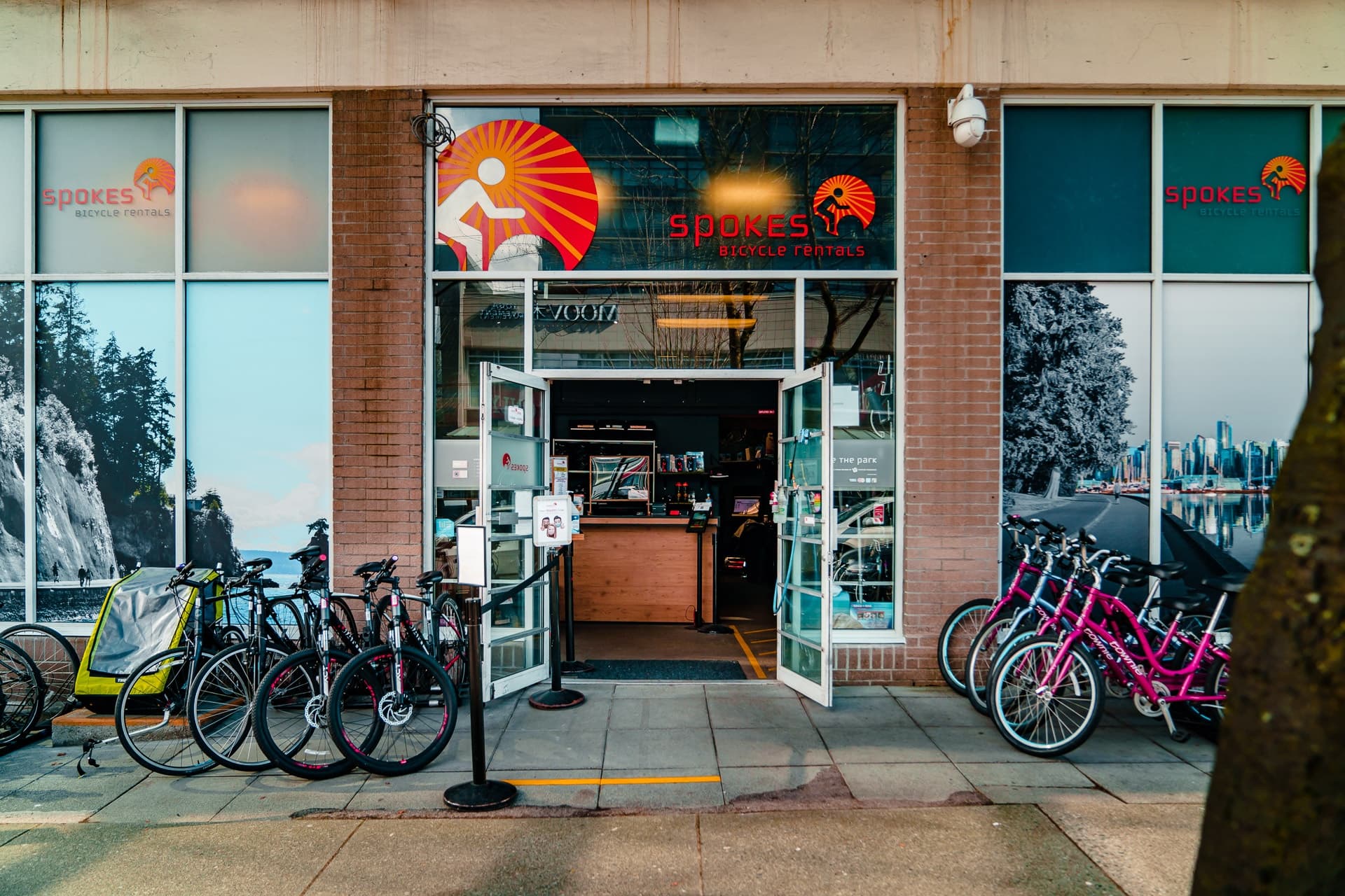Bike Rentals in Stanley Park by Spokes Bicycle Rentals
