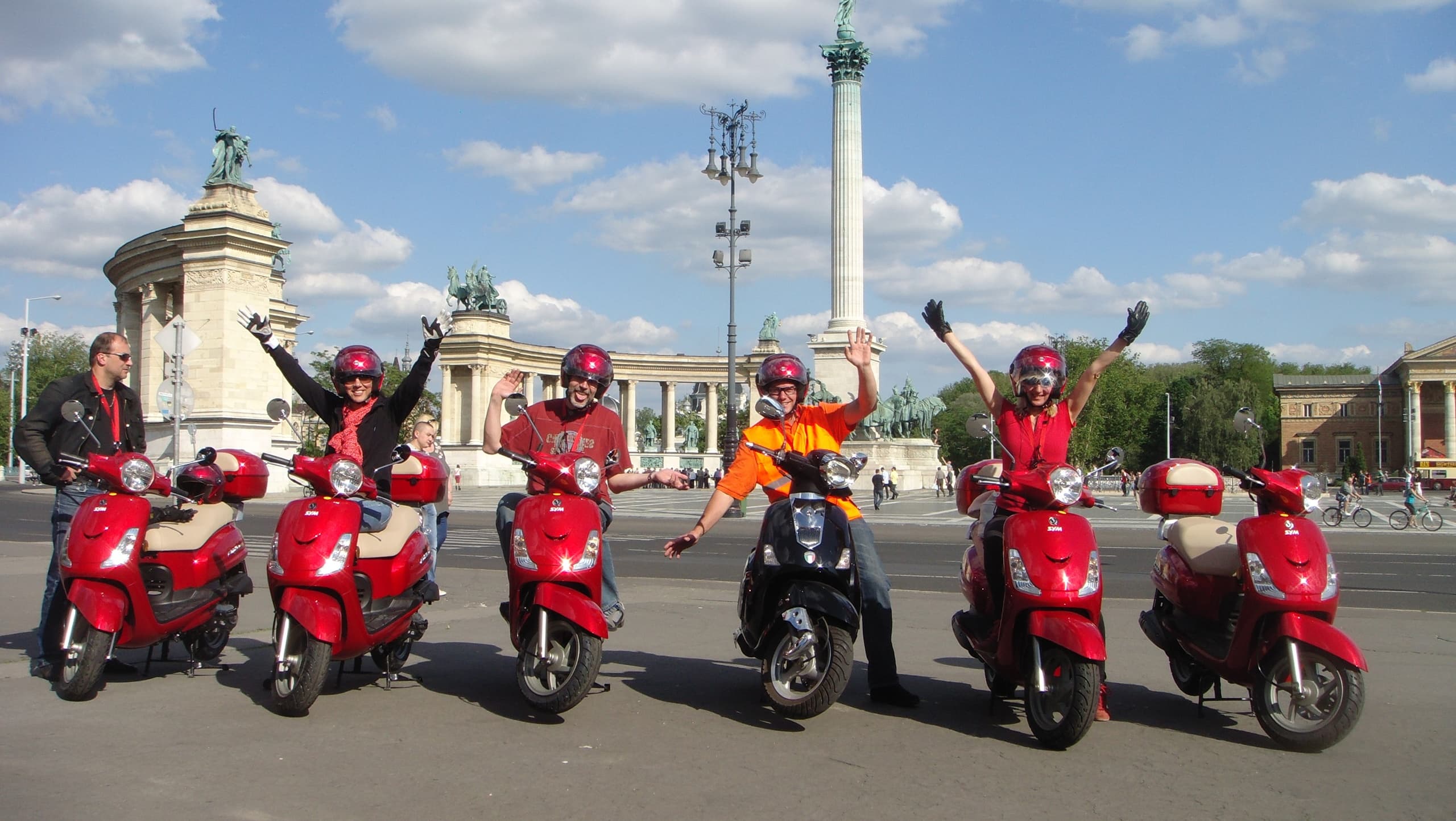 City Landmark Tour with Budapest Scooter Tours