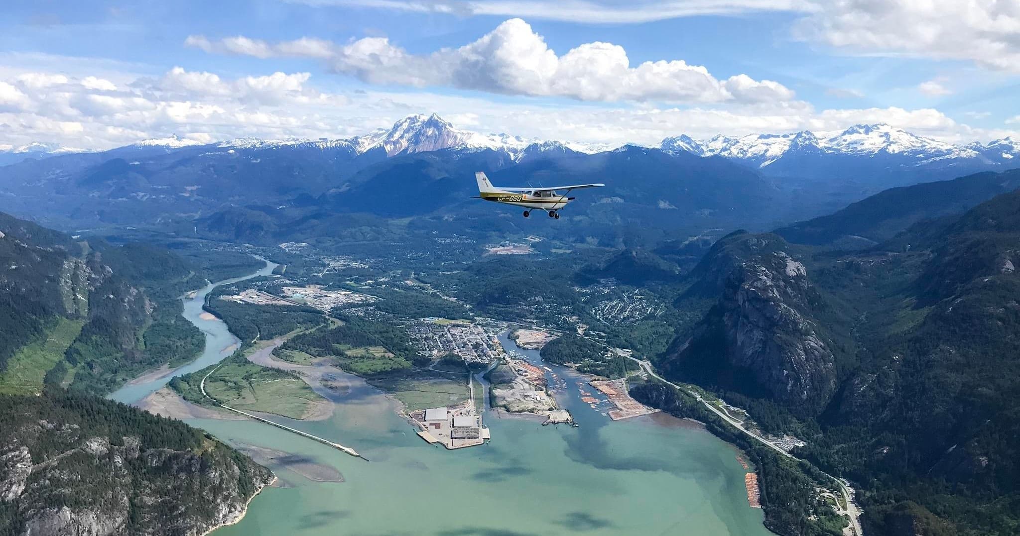 Aerial Tour with Sea to Sky Air in Brackendale