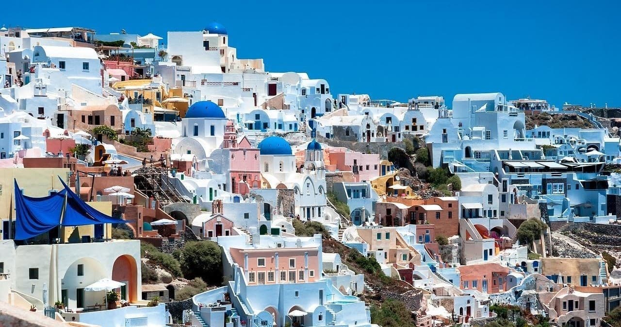 Santorini Private Tour & Wine Tasting with Greeking.me