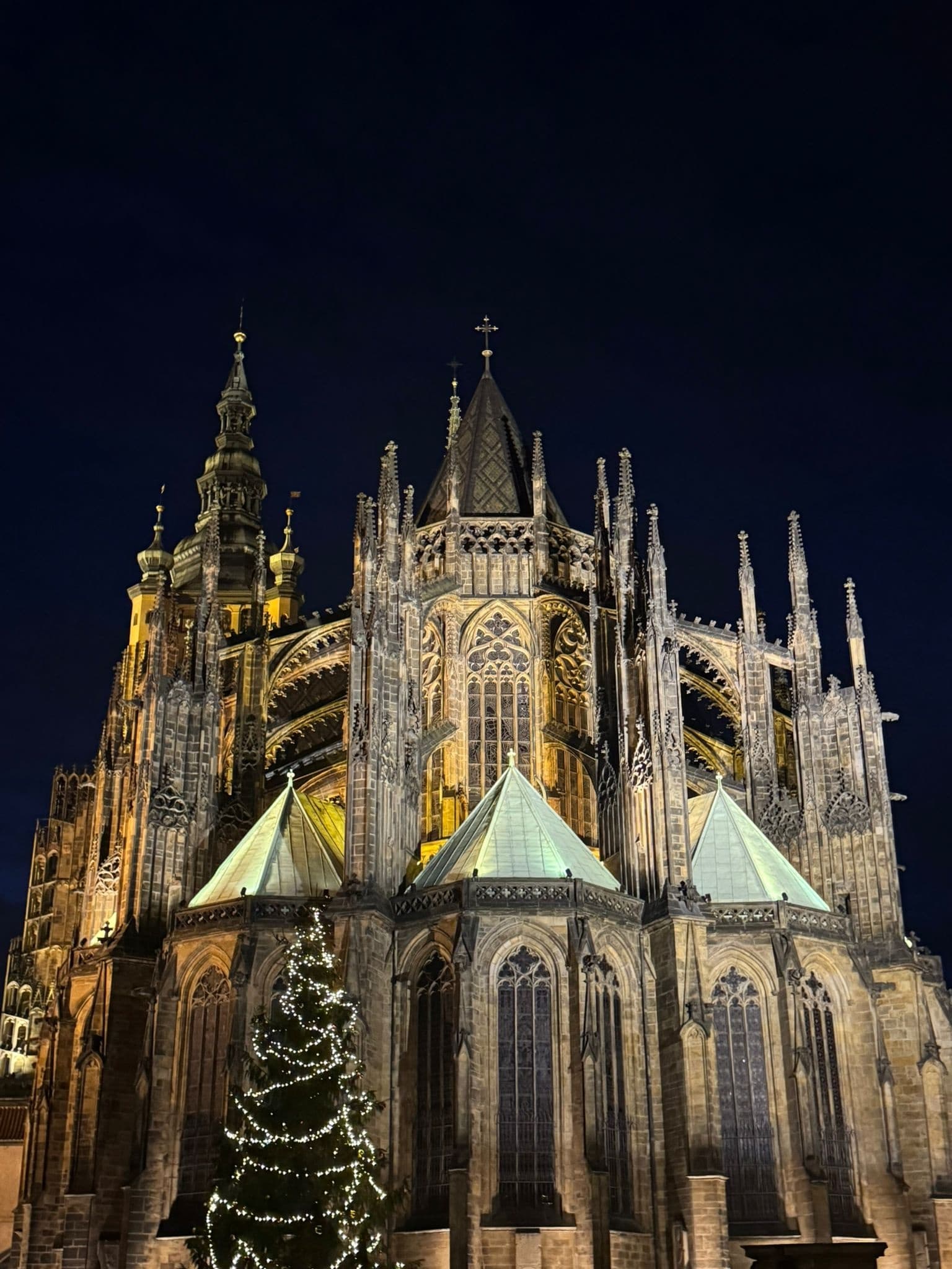 After-Hours Private Prague Castle Tour with Limousine and Champagne